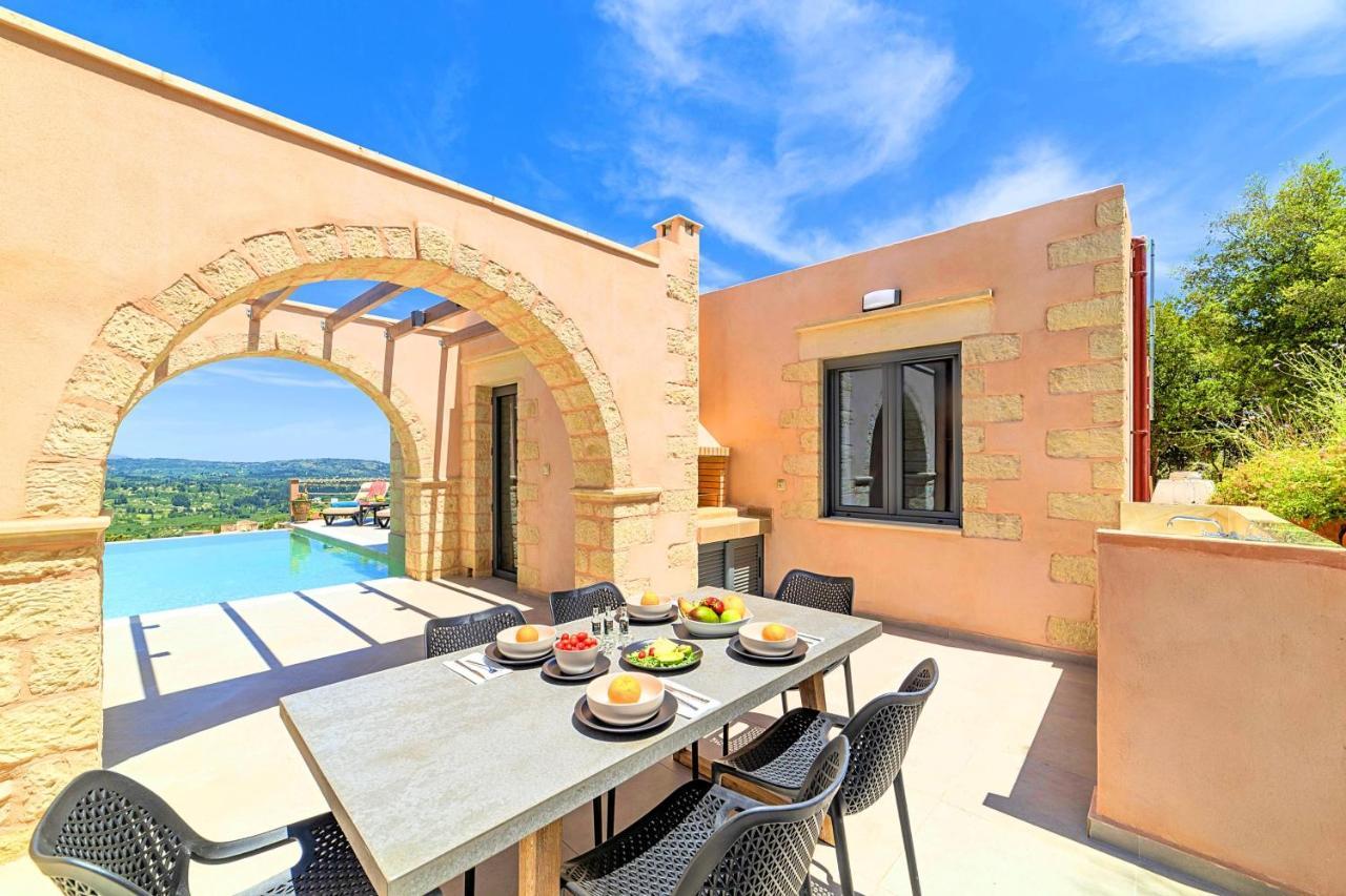 Villa Vardis Heated Pool Vryses 외부 사진