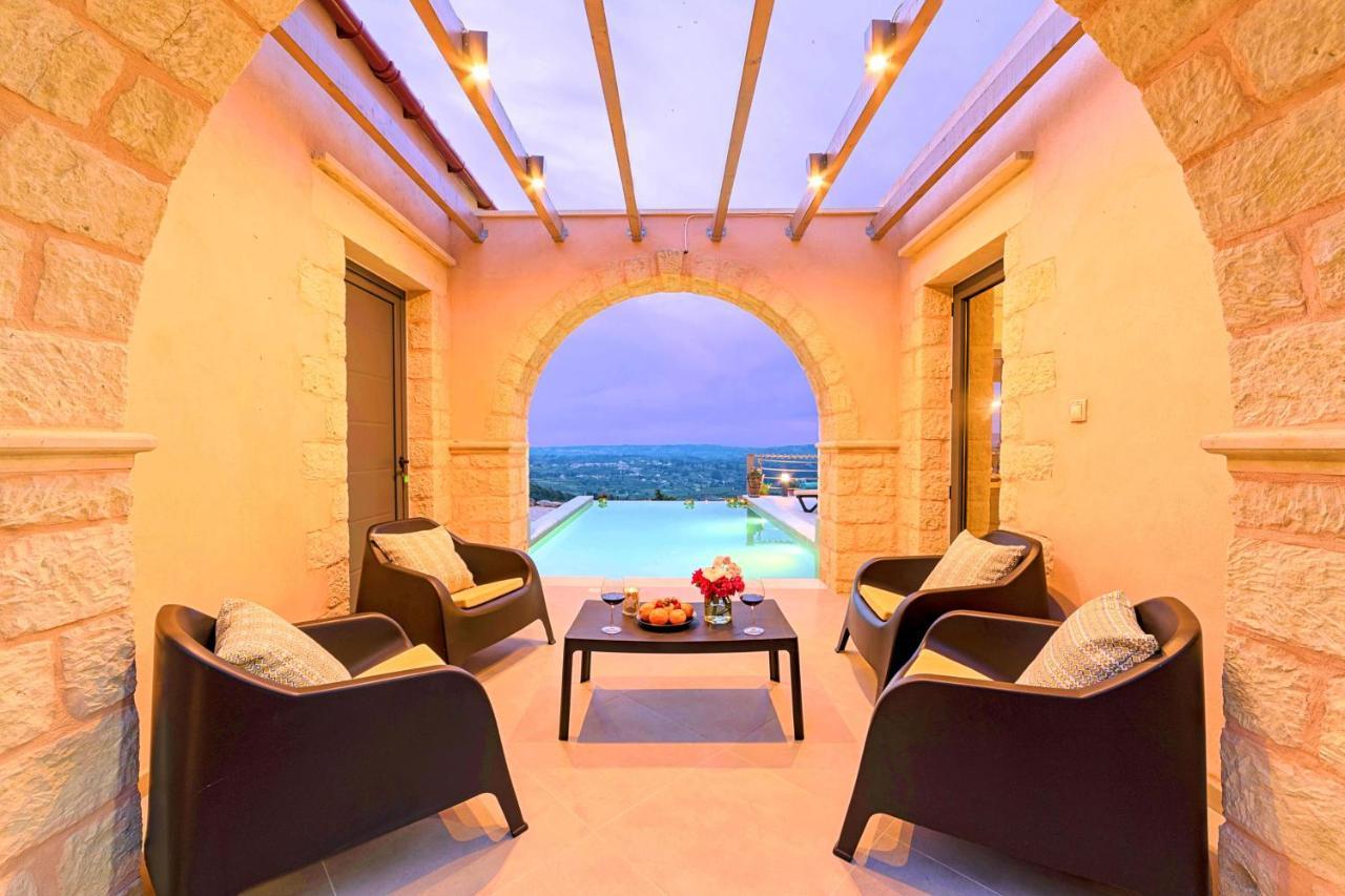 Villa Vardis Heated Pool Vryses 외부 사진